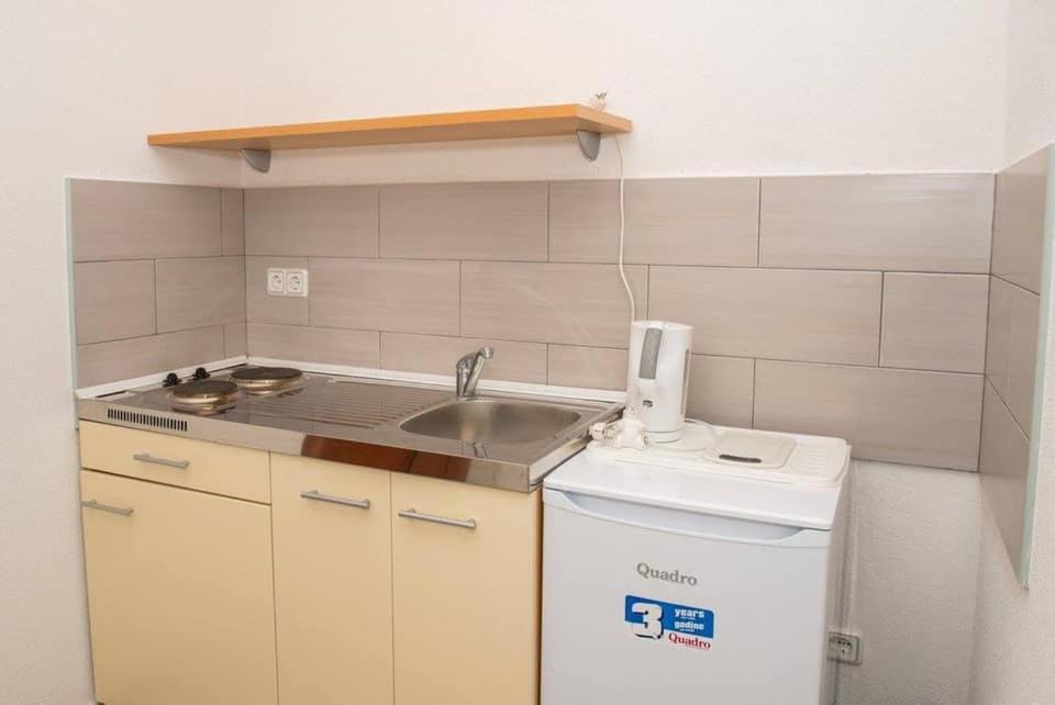 Apartment Vodice - Lovric 外观 照片
