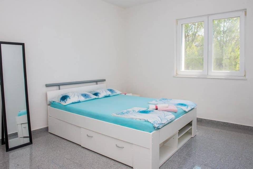 Apartment Vodice - Lovric 外观 照片