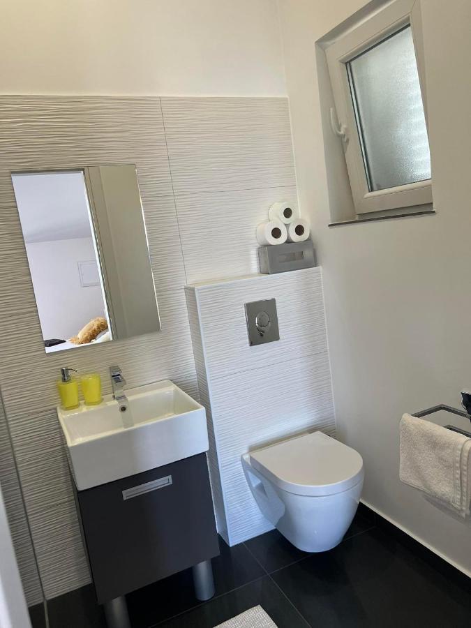 Apartment Vodice - Lovric 外观 照片